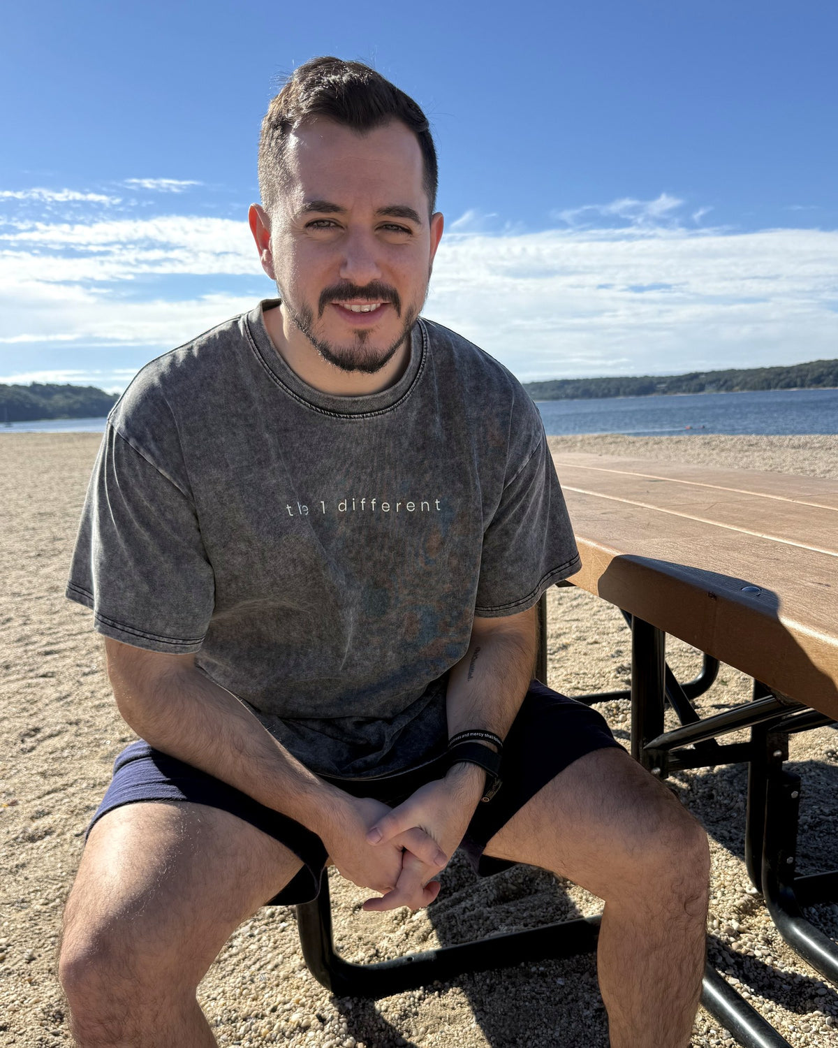 Martin wearing the Pirate Gray the1different tee at the beach